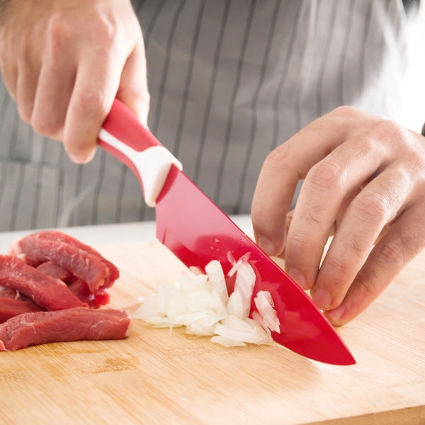 Set of 5 Ceramic Coated Knives & Peeler