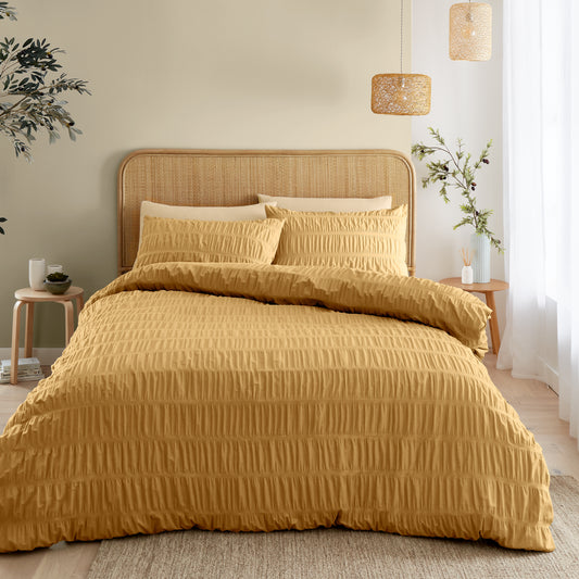Catherine Lansfield Seersucker Duvet Set - Caramel