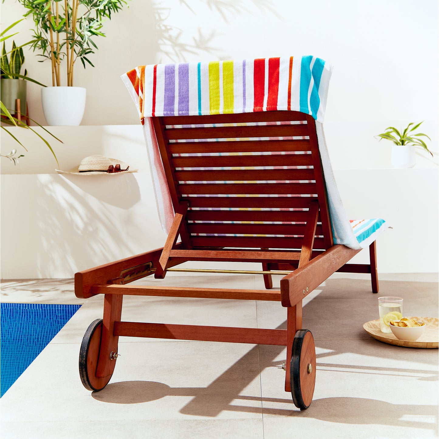 Catherine Lansfield - Rainbow Stripe Sun Lounger Towel