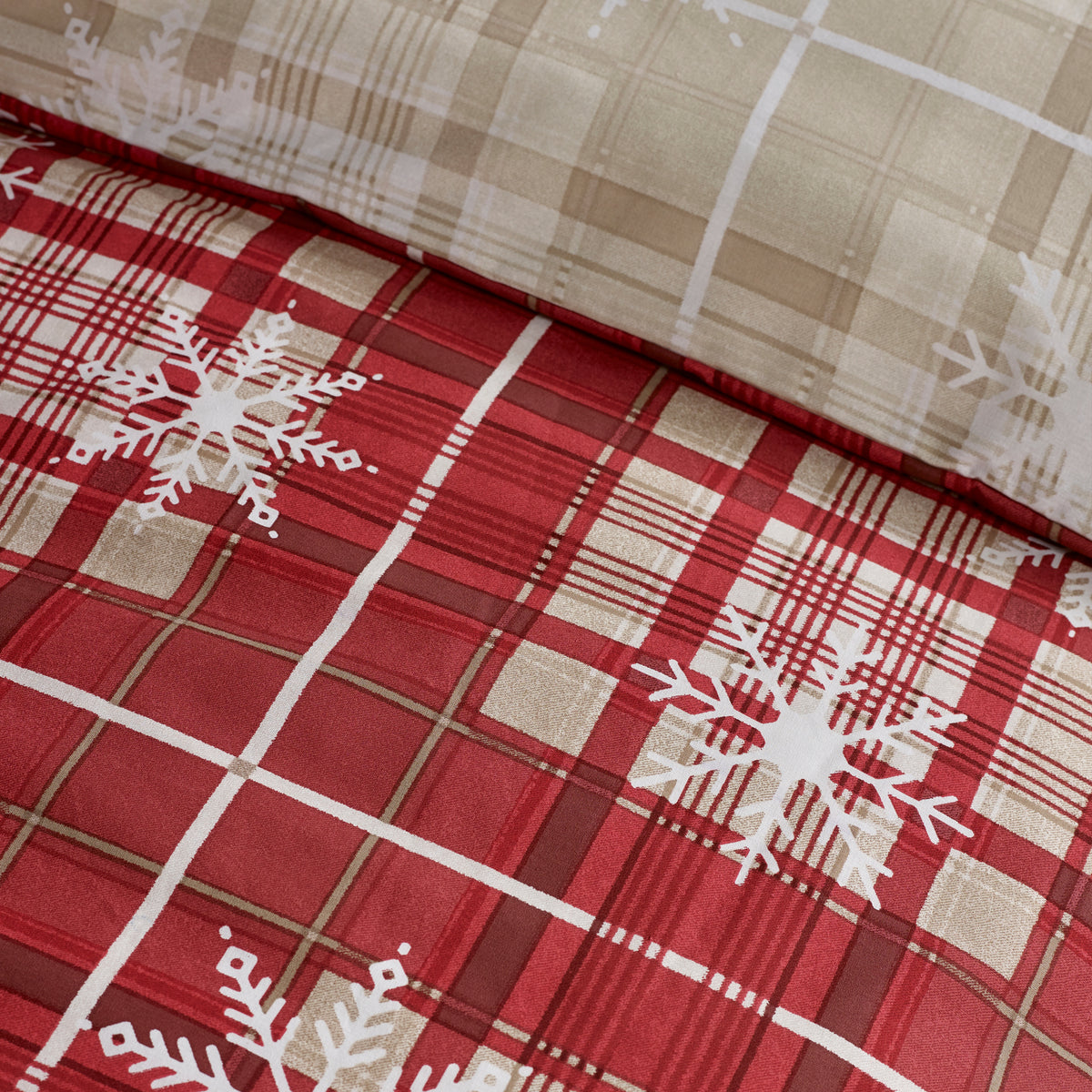 Catherine Lansfield Christmas Scandi Check Duvet Set