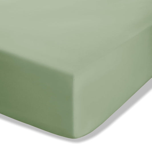 Catherine Lansfield Easy Iron Extra Deep Fitted Sheet with Pair of Pillow Cases - Sage