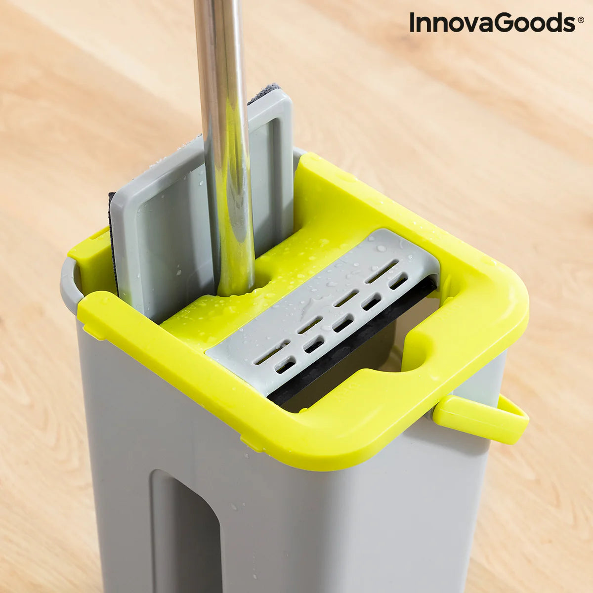 Mop With Dual Action Bucket
