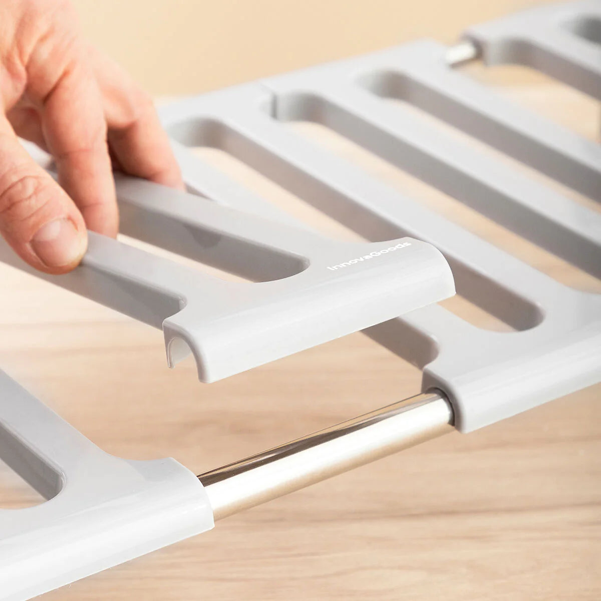 Extendable Under-Sink Shelf Unit