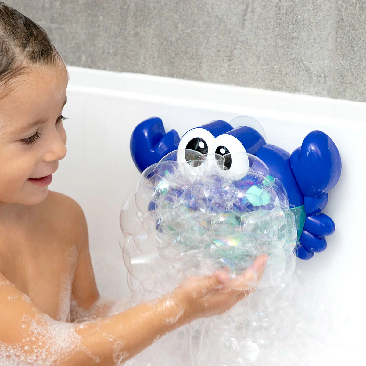 Musical Crab with Soap Bubbles for the Bath
