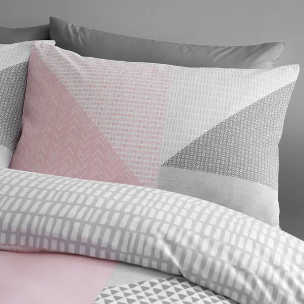 Catherine Lansfield Larsson Geo Duvet Set - Pink