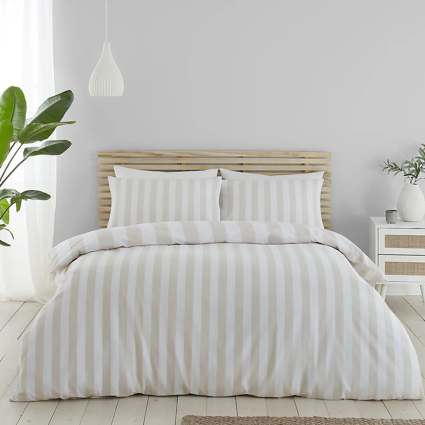 Catherine Lansfield Cove Stripe Duvet Set - Natural