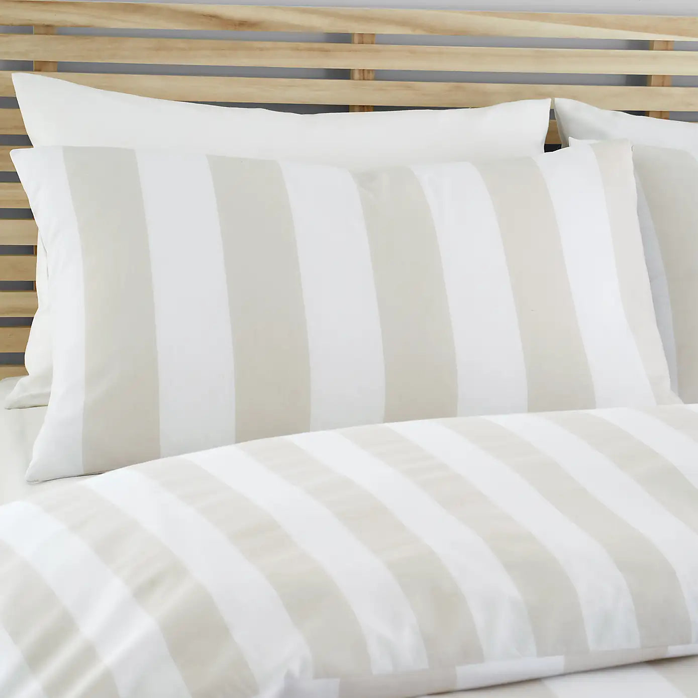 Catherine Lansfield Cove Stripe Duvet Set - Natural