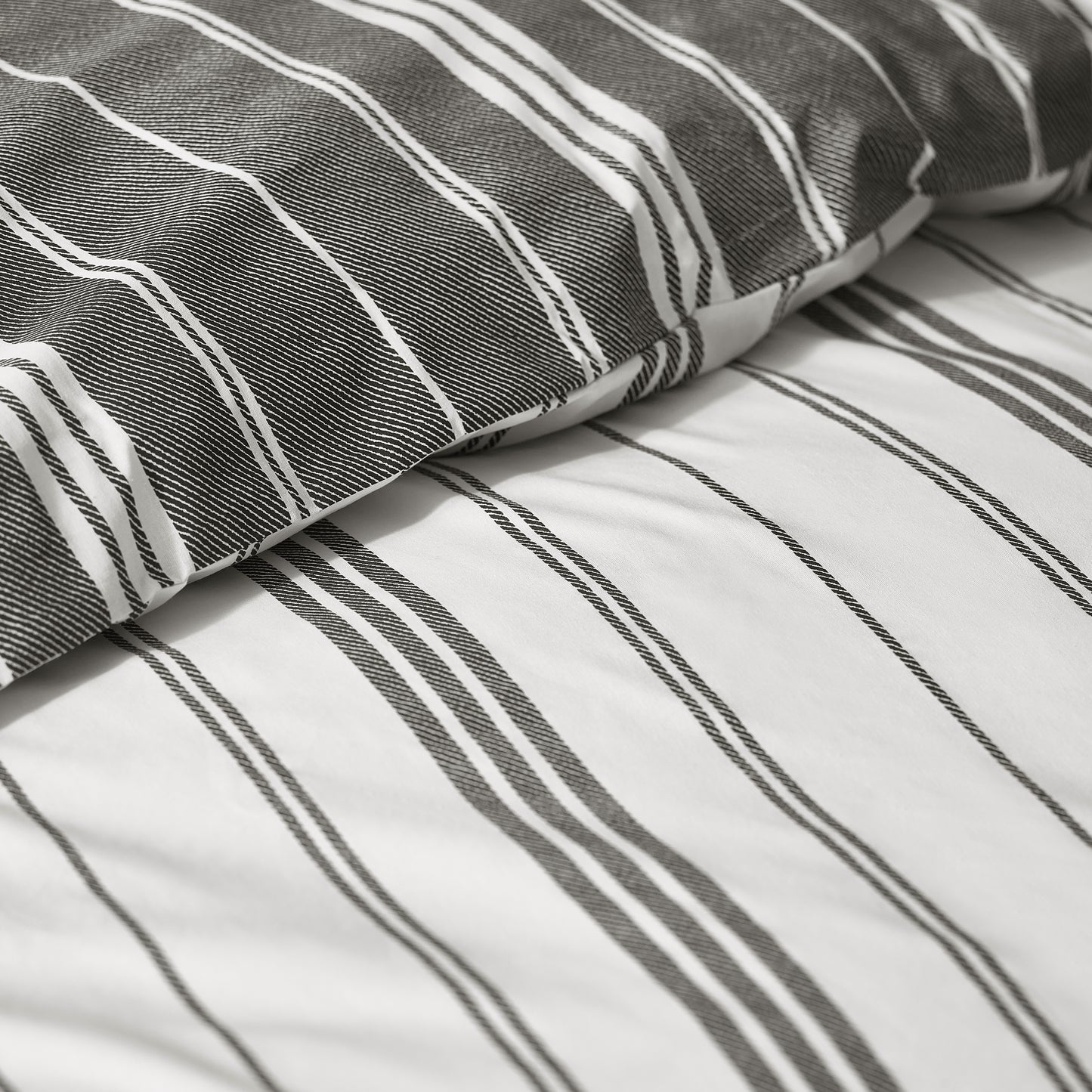 Catherine Lansfield Harbour Stripe Duvet Set - Black