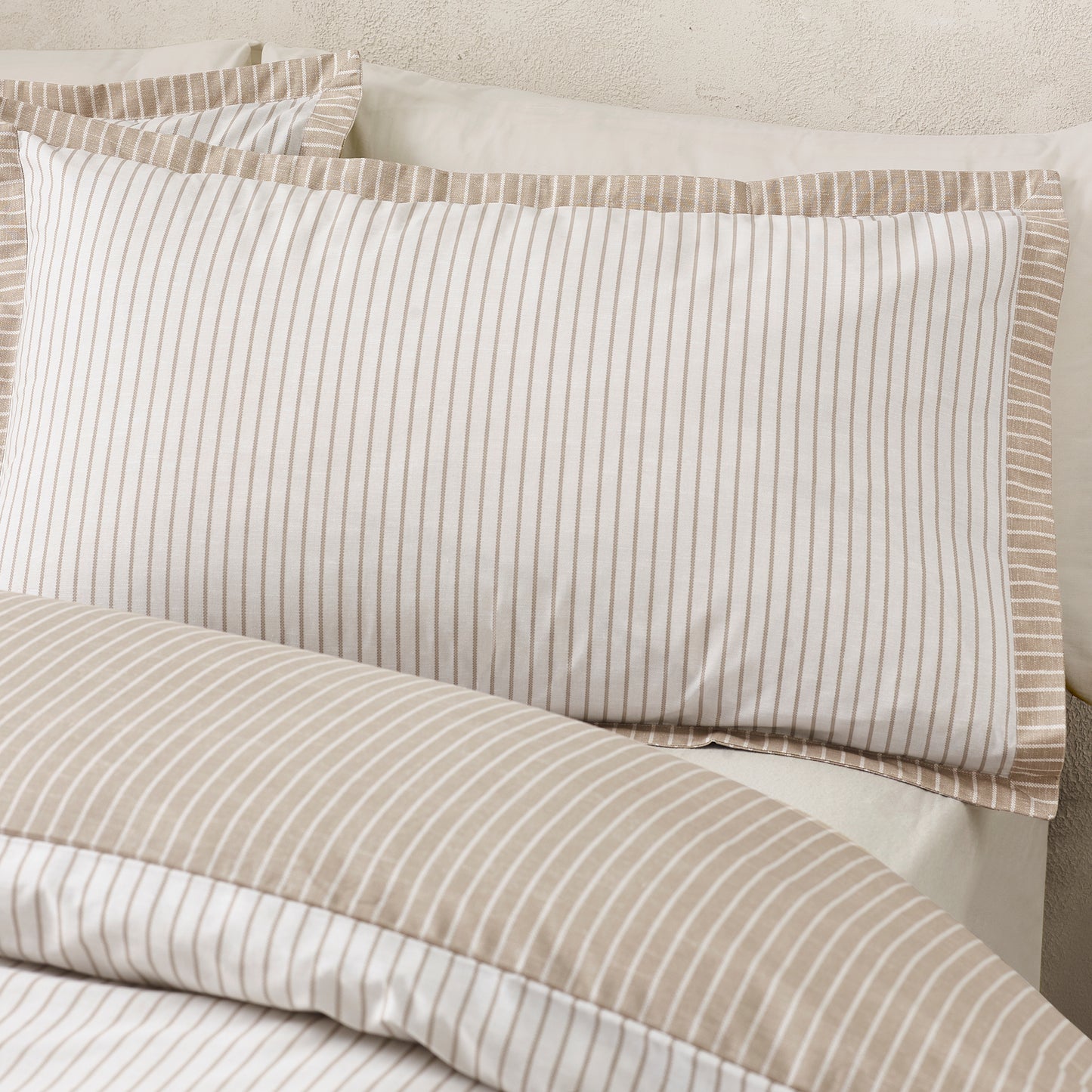 Catherine Lansfield Oxford Pinstripe Duvet Set