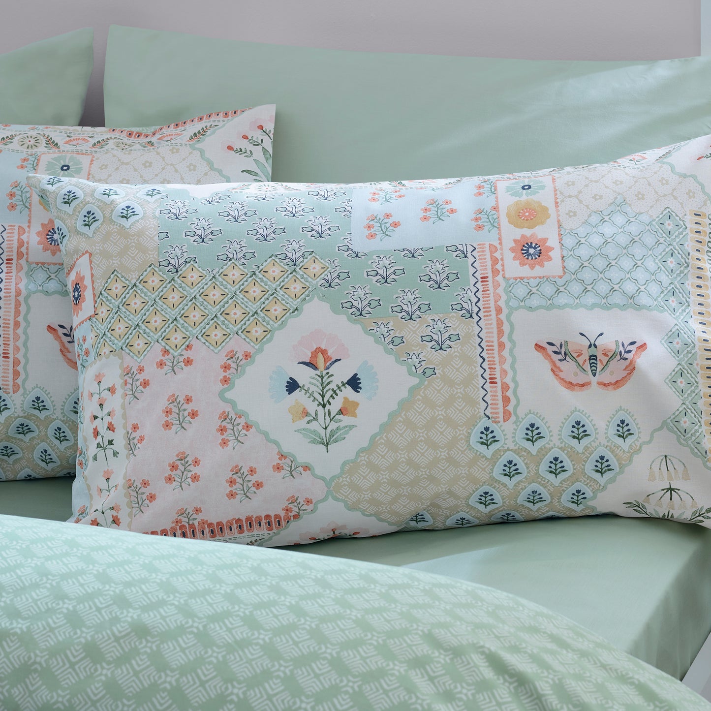 Catherine Lansfield Folk Patchwork Duvet Set