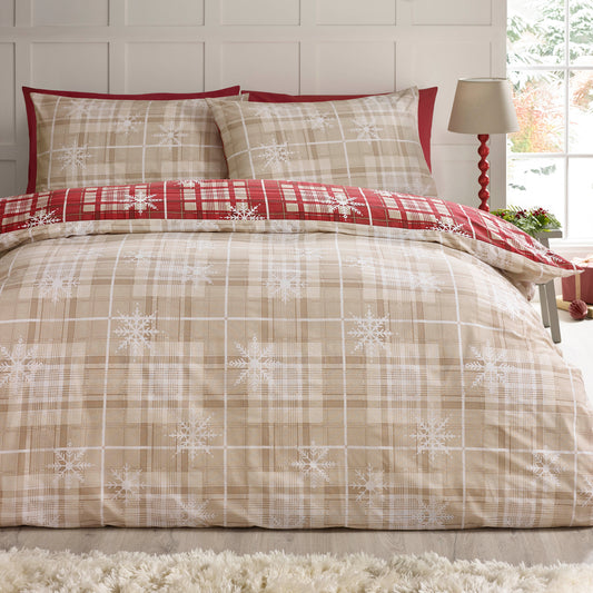 Catherine Lansfield Christmas Scandi Check Duvet Set