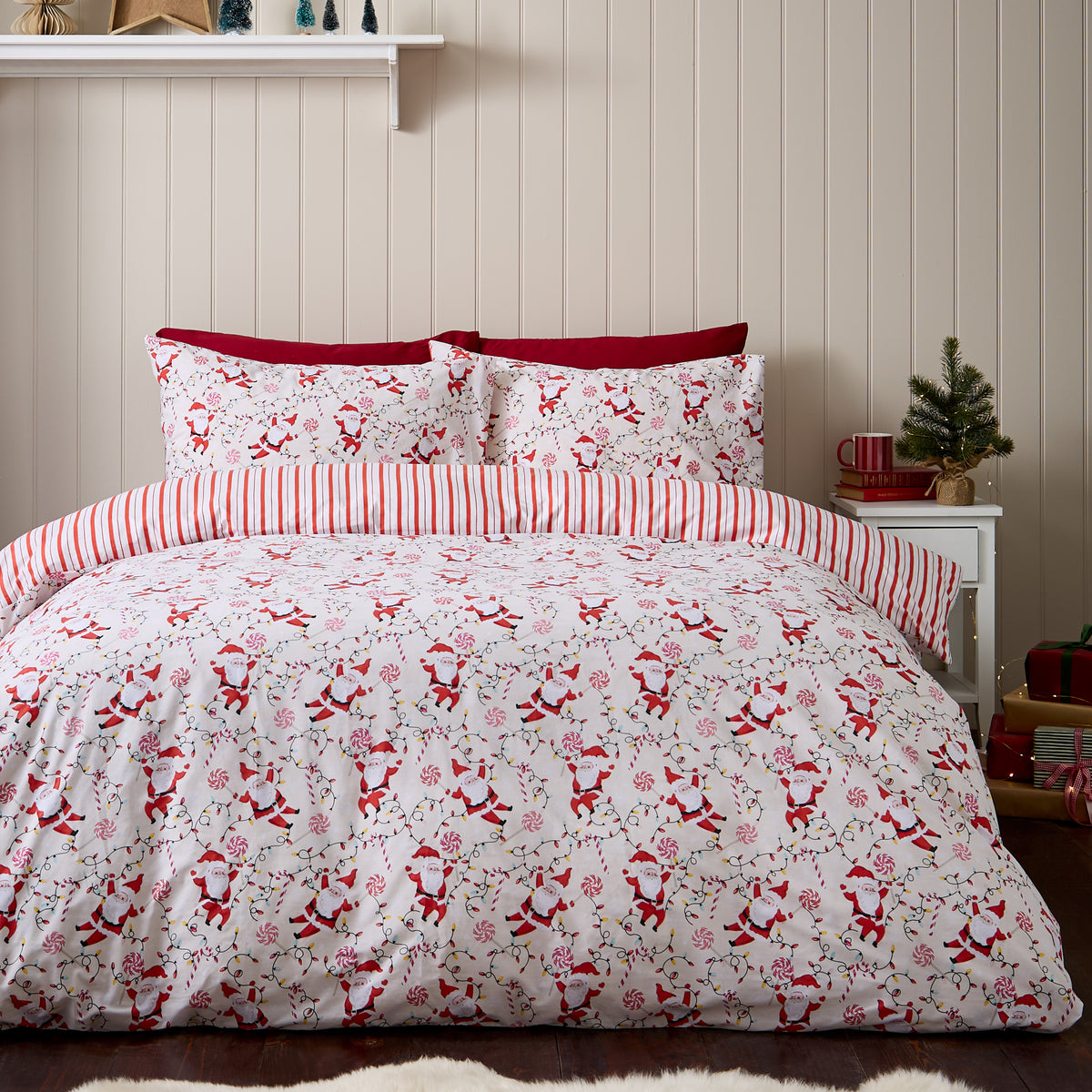 Catherine Lansfield Christmas Santa's Duvet Set