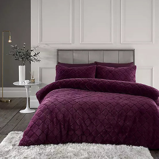 Catherine Lansfield - Cosy Diamond Faux Fur Duvet Set - Plum