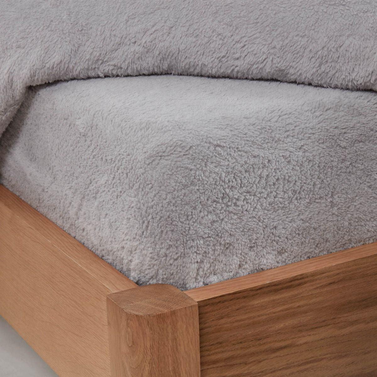 Teddy Fleece Fitted Sheet - Silver