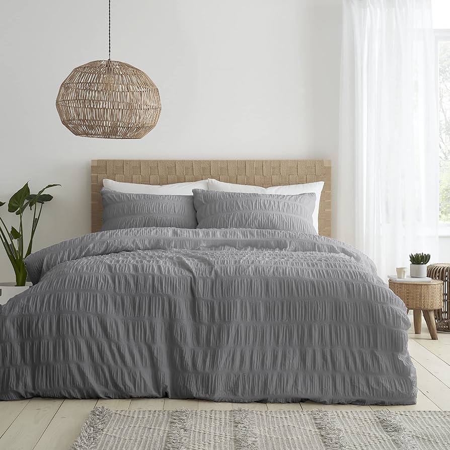 Catherine Lansfield Seersucker Grey Duvet Set